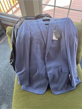 Madison Men's Light Blue Two-Button Suit Jacket
